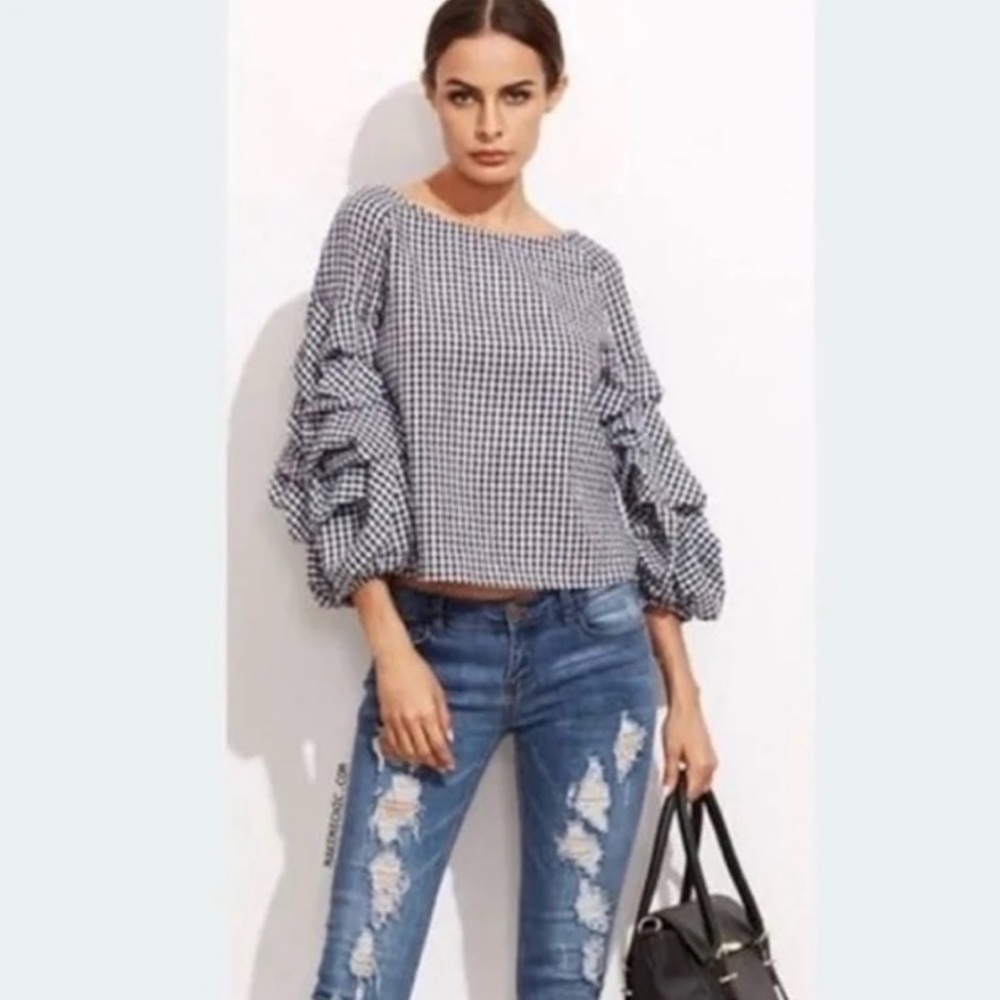 Top long billow sleeve navy blue checkered gingham style